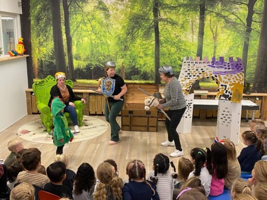 Feestelijke opening van het nieuwe cultuurthema: Ridders, prinsessen en kastelen